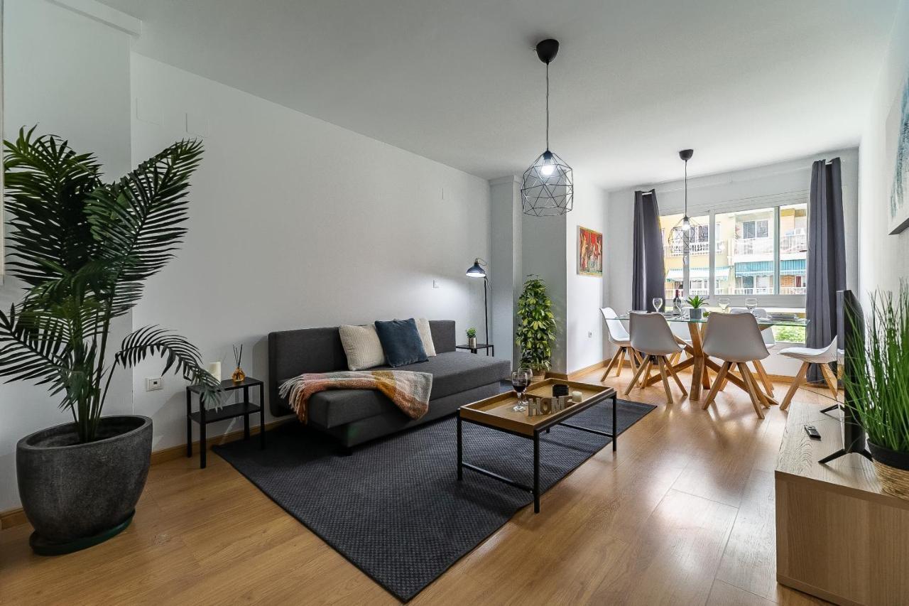 Premium El Palo Apartment Near The Beach With Parking マラガ エクステリア 写真